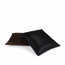 Cushion black 40x40